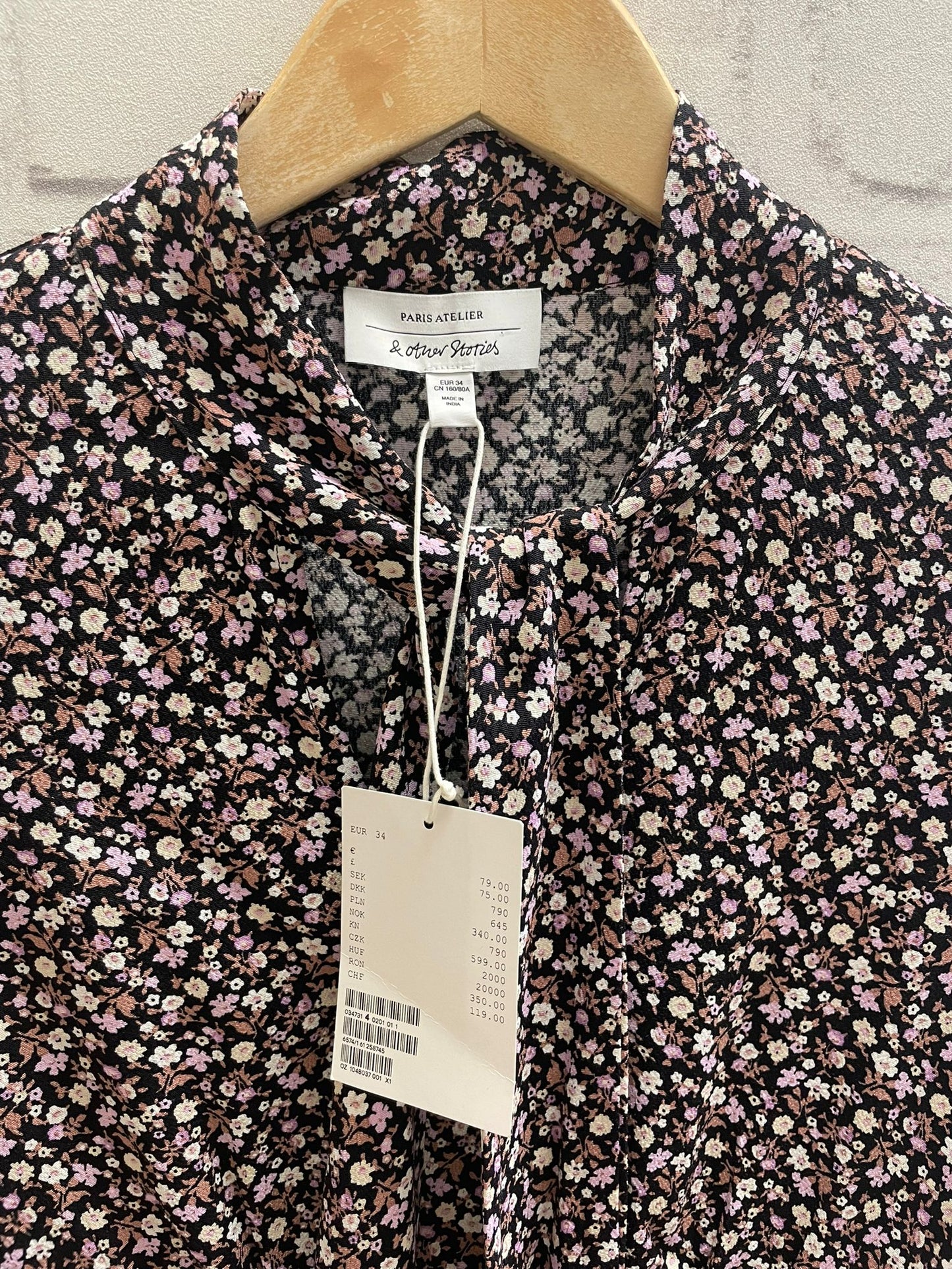 Pairs Atelier & other stories dress size UK6