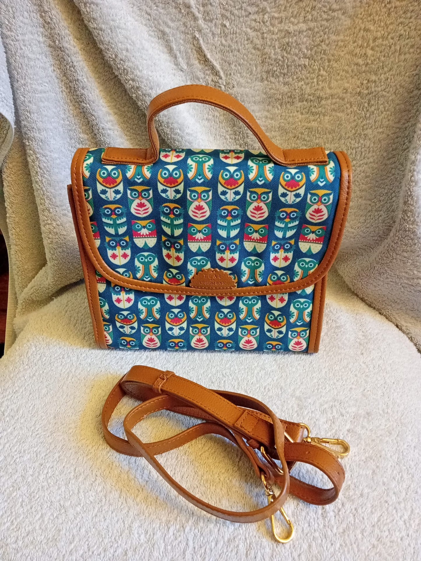 Teal by Chumbak Women's Handbag in Owl Print and Tan Trim with Strap