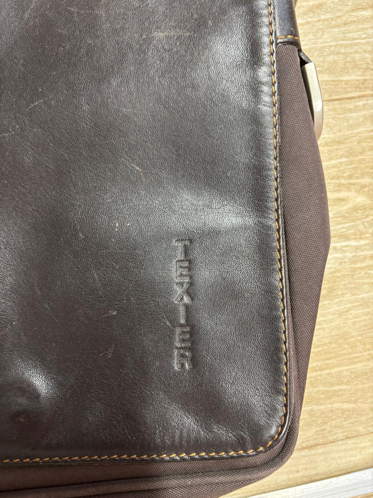 Texier Men's Brown Messenger Bag