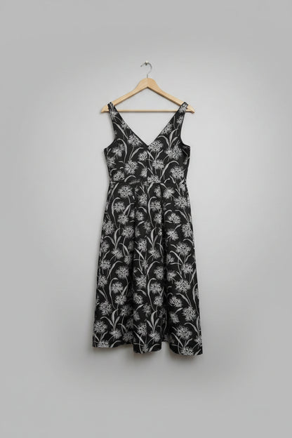 Oasis v neck  dress size 12