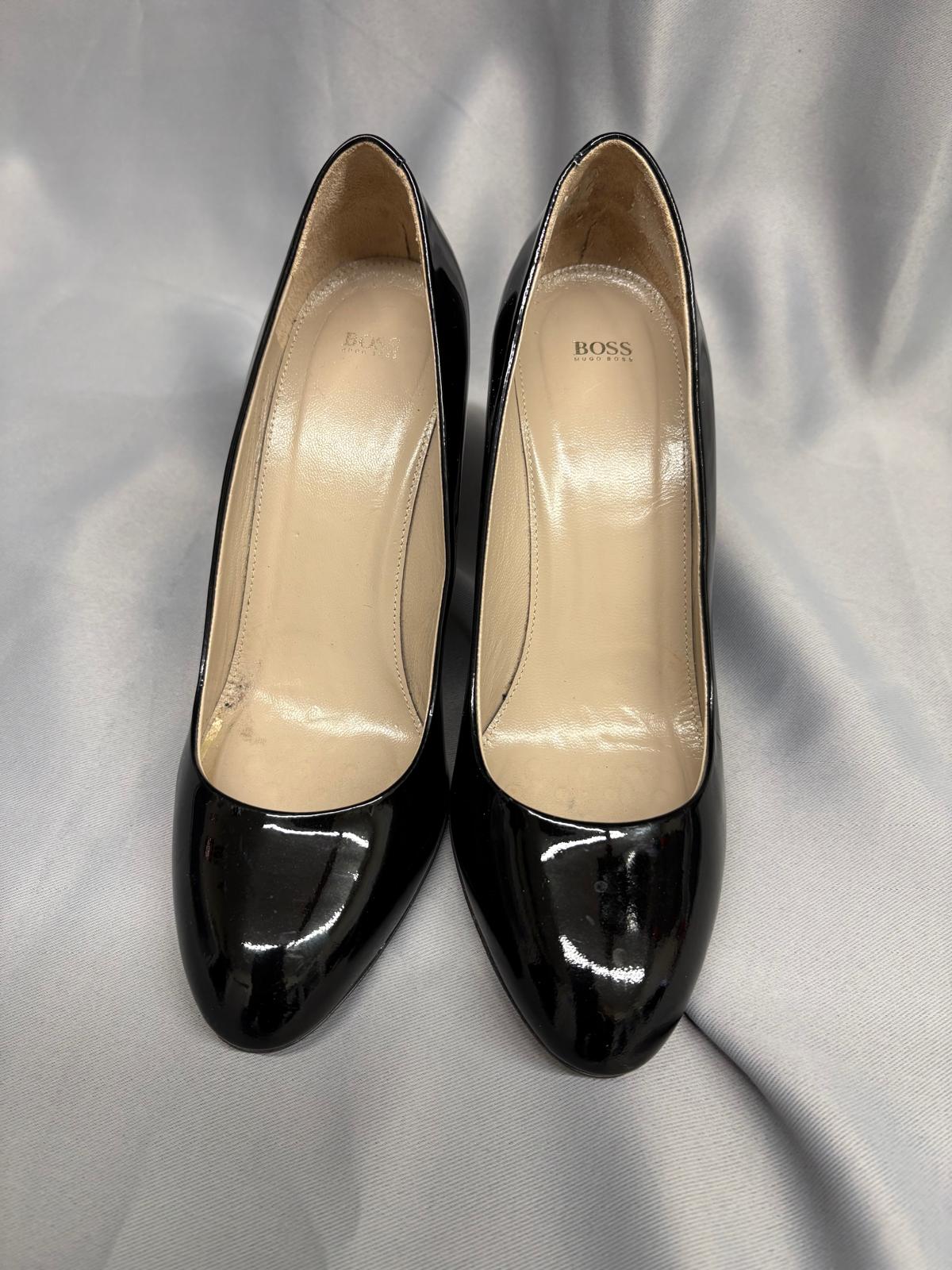 Hugo Boss Black Patent Heels UK 4 EU 37 Round-Toes Heeled Shoes - GOOD USED CONDITION