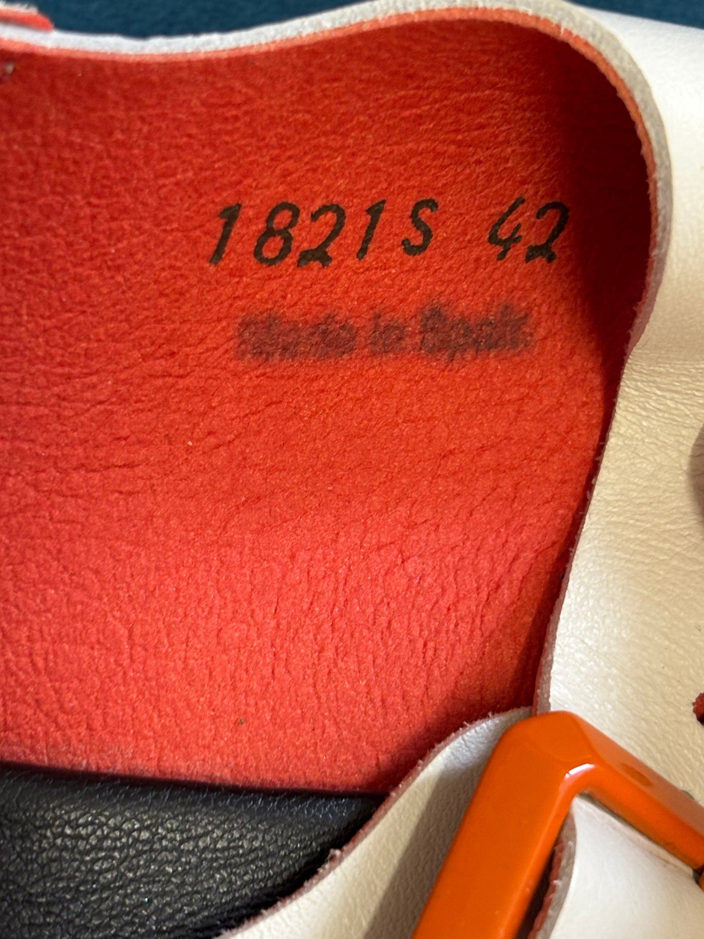 Ladies the Art Company 1821S orange leather sandals features a 60mm platform soles pre loved size 42