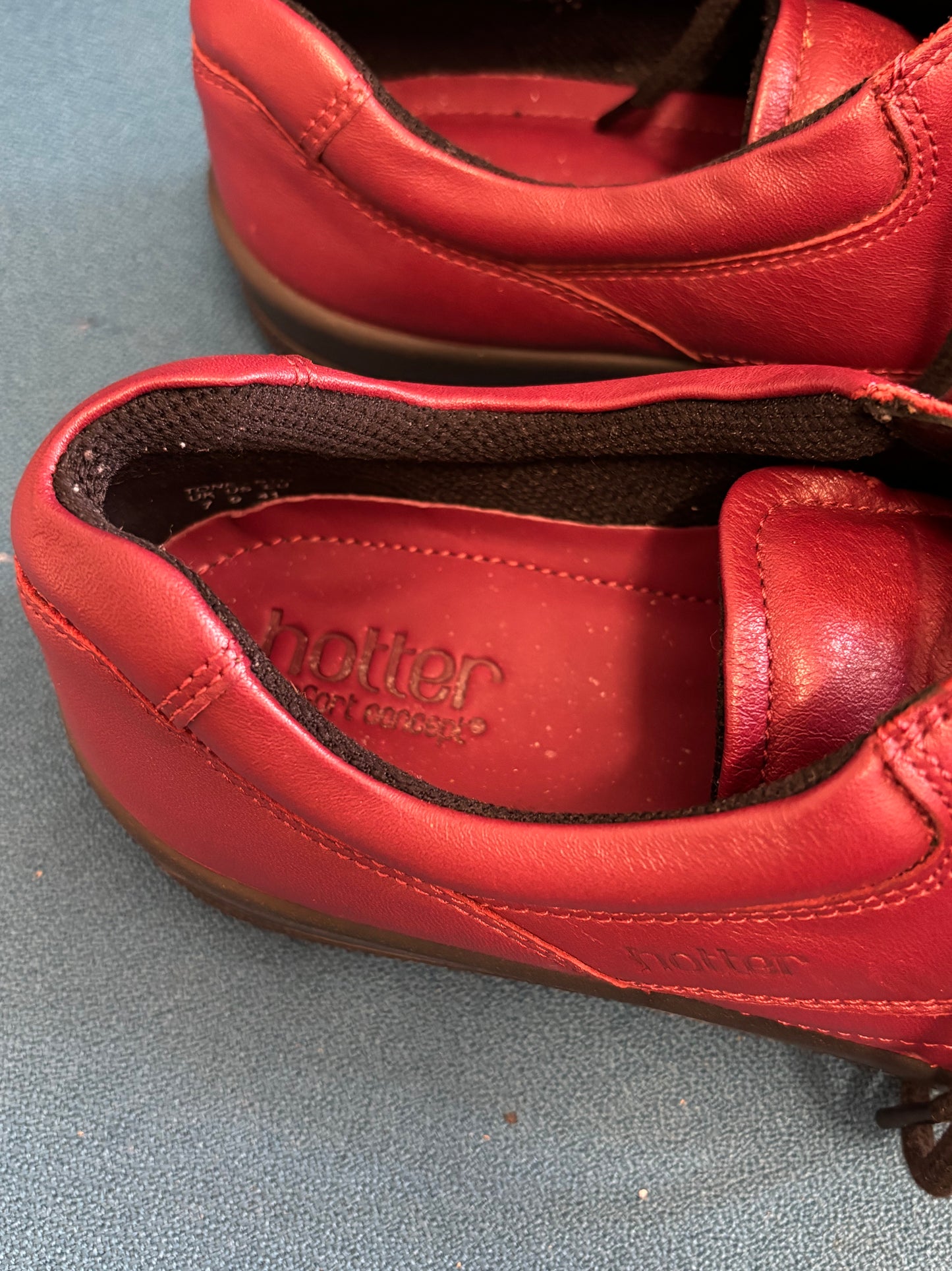 Ladies Hotter Tone Ruby Red shoes size 7