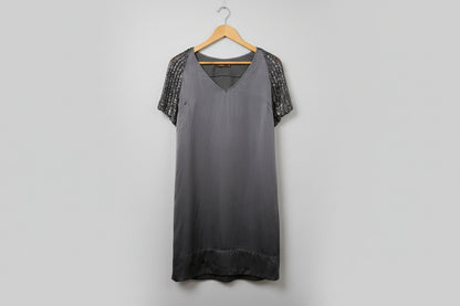 REISS Grey Silk Beaded Dress UK 12 EU 40 Scallop Sleeves - GOOD USED CONDITION