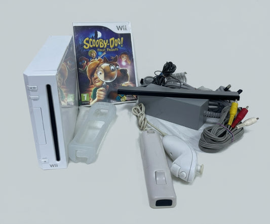 Nintendo Wii Console + scooby-doo game  - White Unboxed