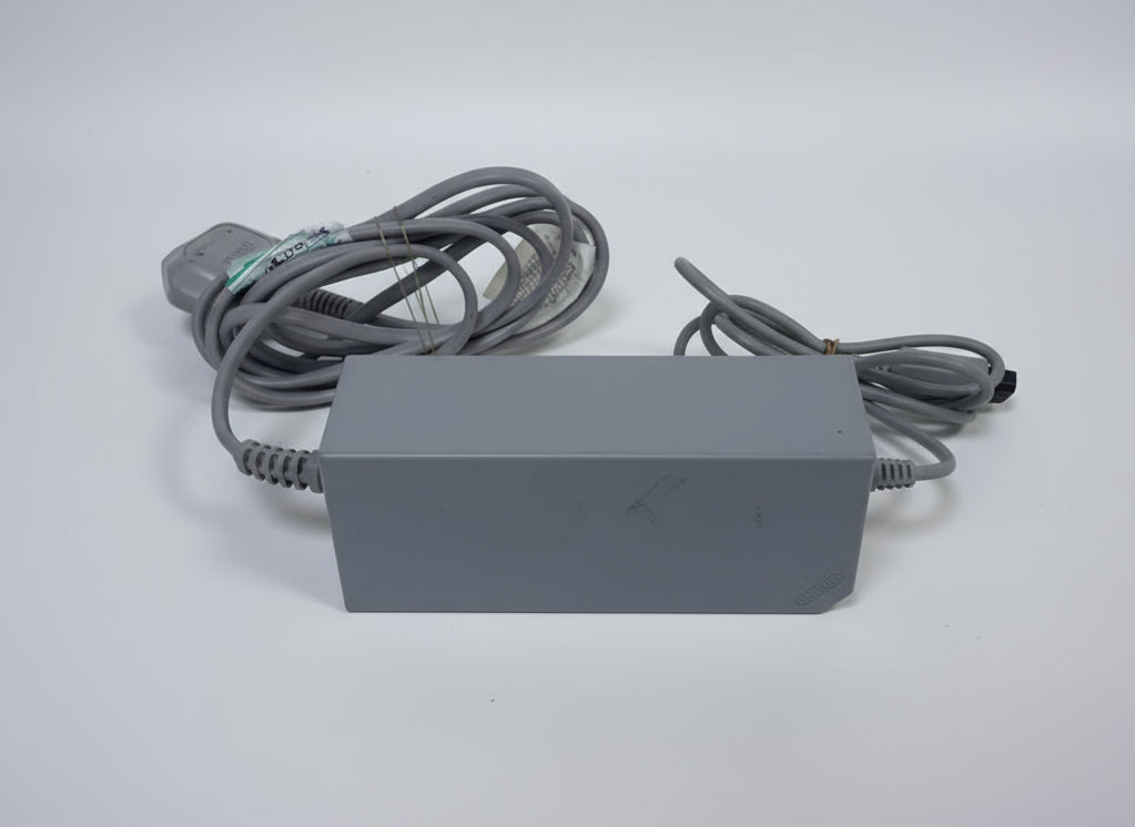 Nintendo Wii Console + scooby-doo game  - White Unboxed