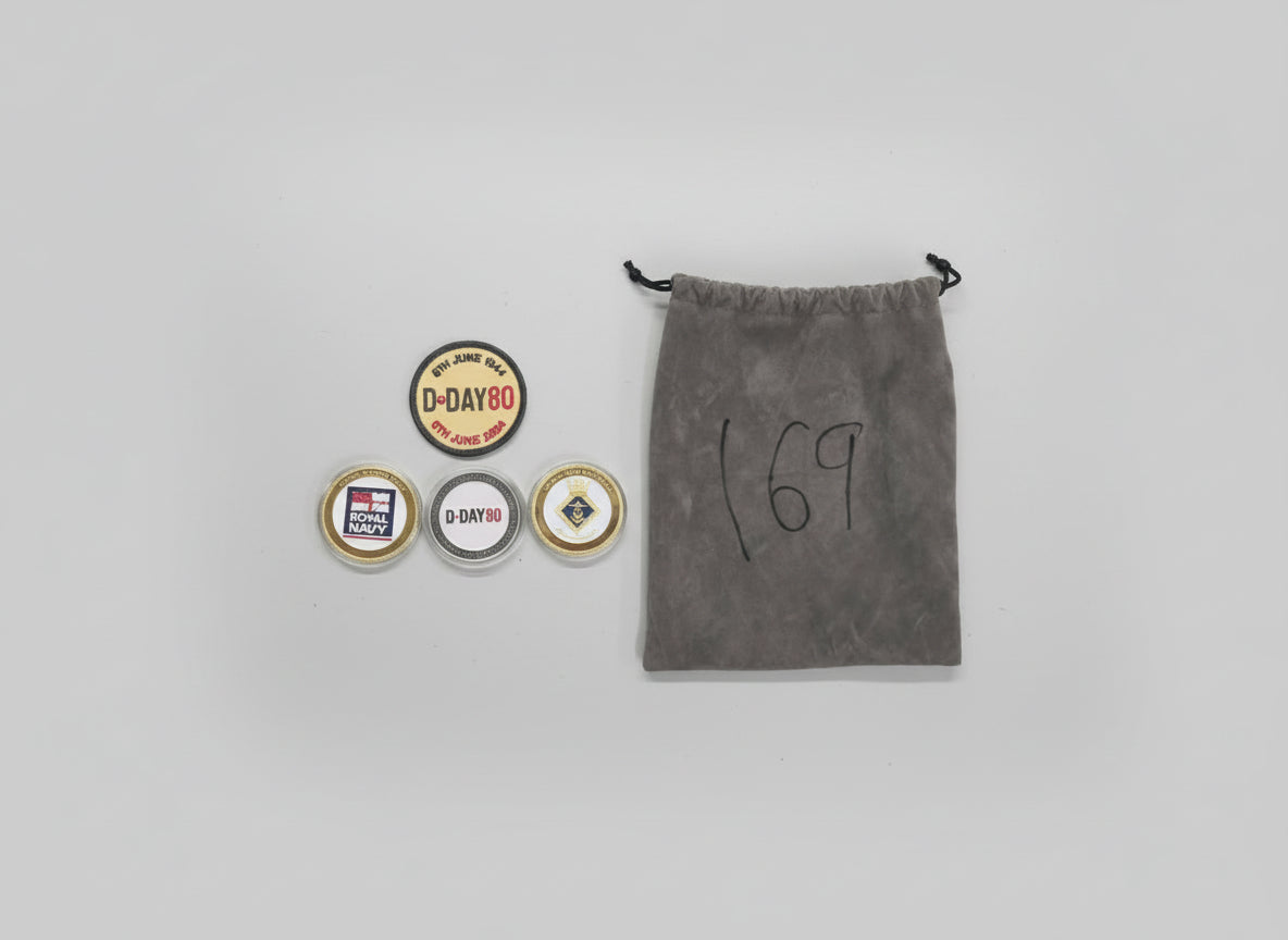 Royal Navy Memorabilia Gifts Gold Spoof Challenge Coin - Portsmouth (Dust Bag Included)