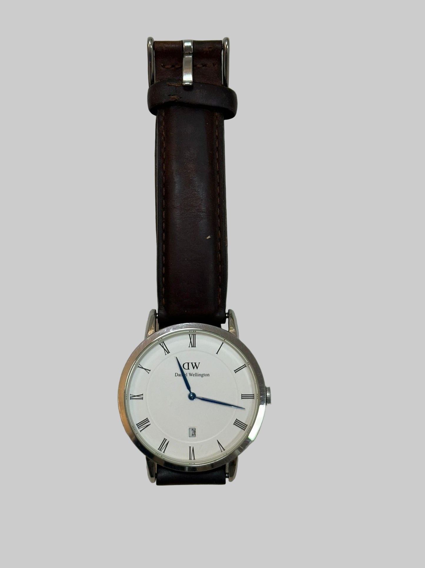 Daniel Wellington Stainless Steel Watch with Leather Wrist Band Dapper B38S1 Serial Number 01020024188