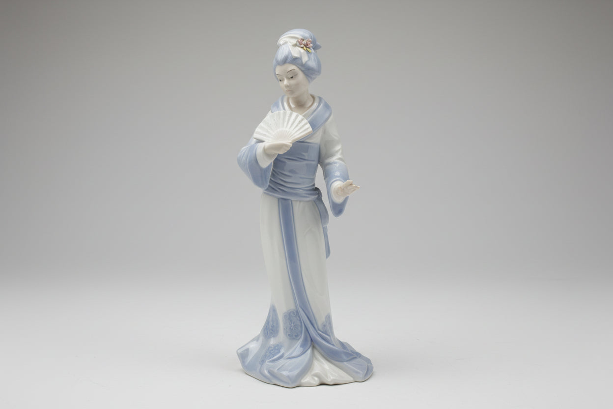 Porcegama Valencia Hand Painted Geisha holding fan  Porcelain Figurine