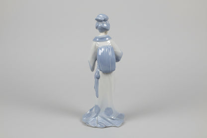 Porcegama Valencia Hand Painted Geisha holding fan  Porcelain Figurine