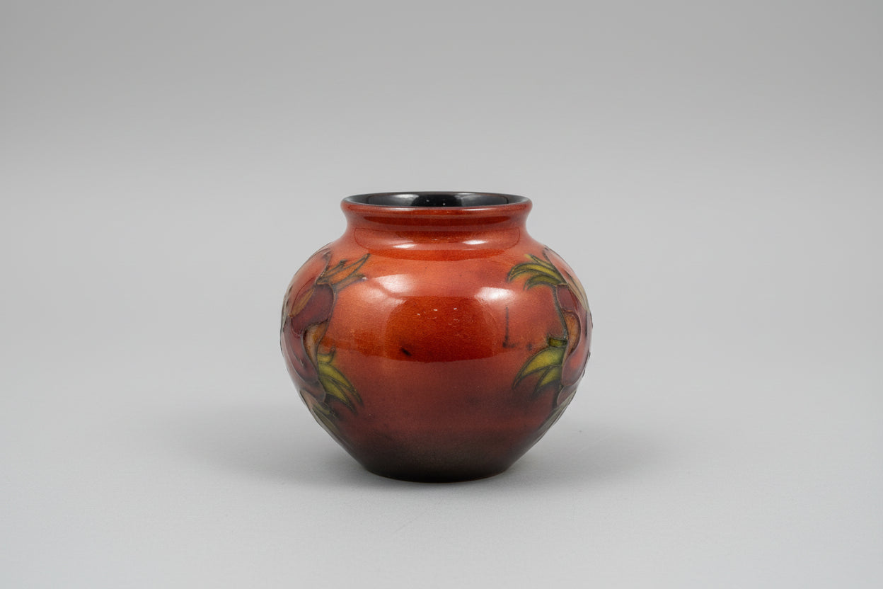 VTG WILLIAM MOORCROFT Pottery Flambe Anemone 3"