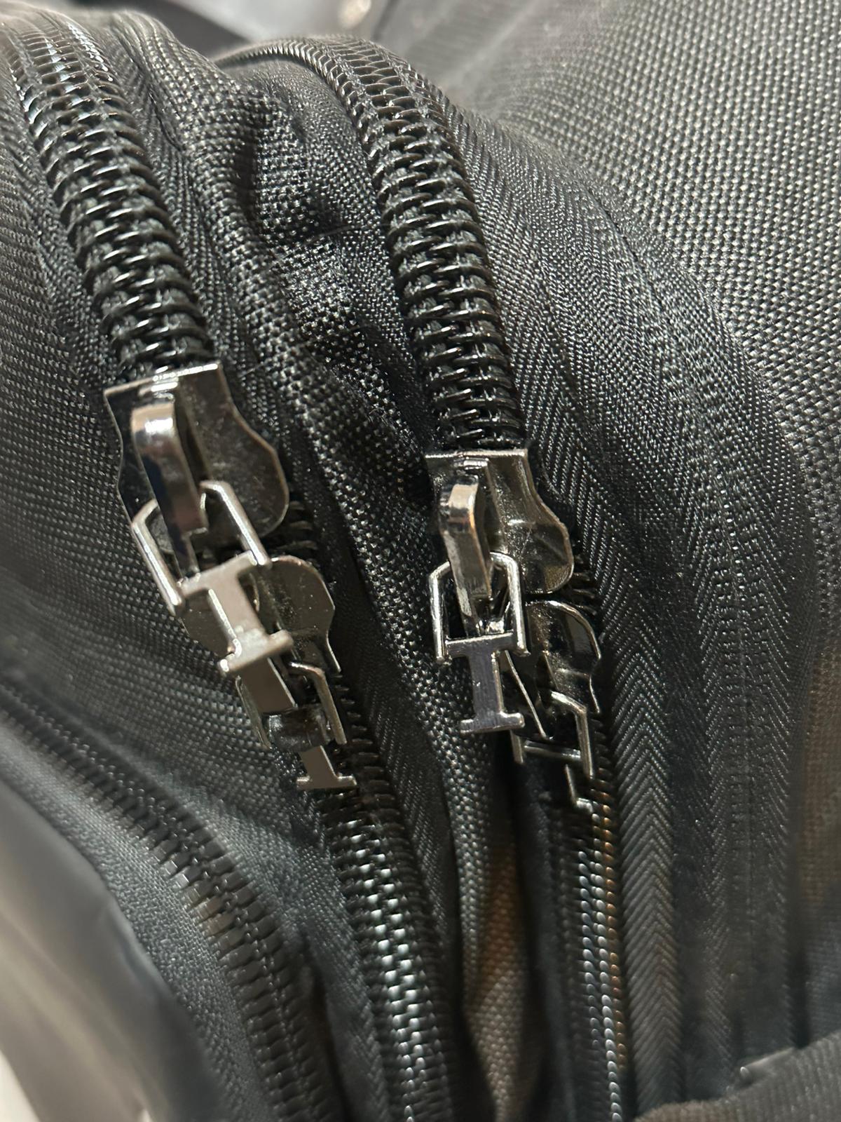 PORSCHE DESIGN P2000 Roller Luggage (used)
