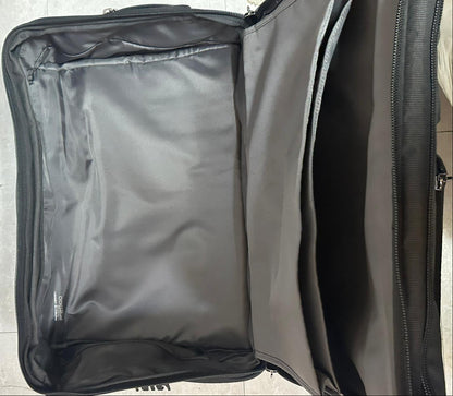 PORSCHE DESIGN P2000 Roller Luggage (used)