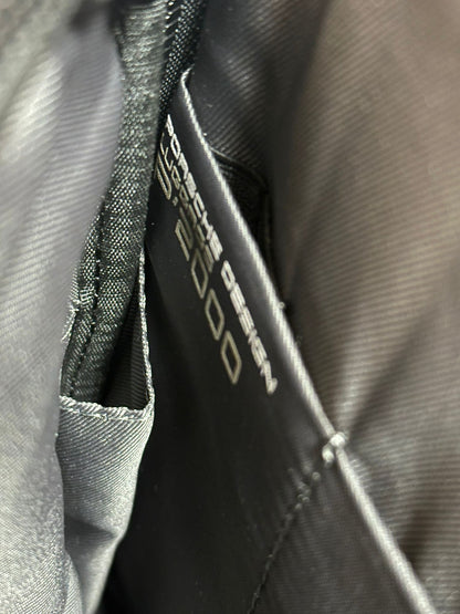 PORSCHE DESIGN P2000 Roller Luggage (used)