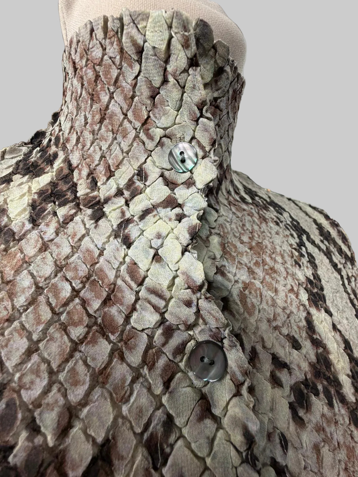 VINTAGE YOSHIKI HISHINUMA Shibori Pleated Snake Print Shirt - Avant-Garde - 100% Charity