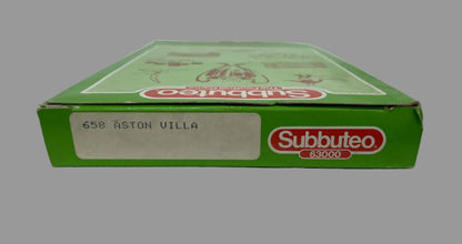 Subbuteo LW 63000  - Aston Villa (658) and Manchester United (641) Teams.