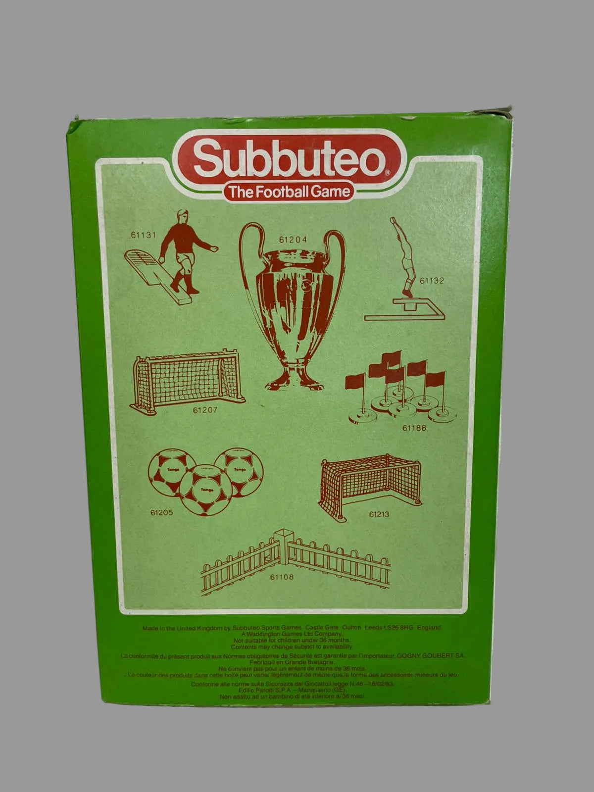 Subbuteo LW 63000  - Aston Villa (658) and Manchester United (641) Teams.
