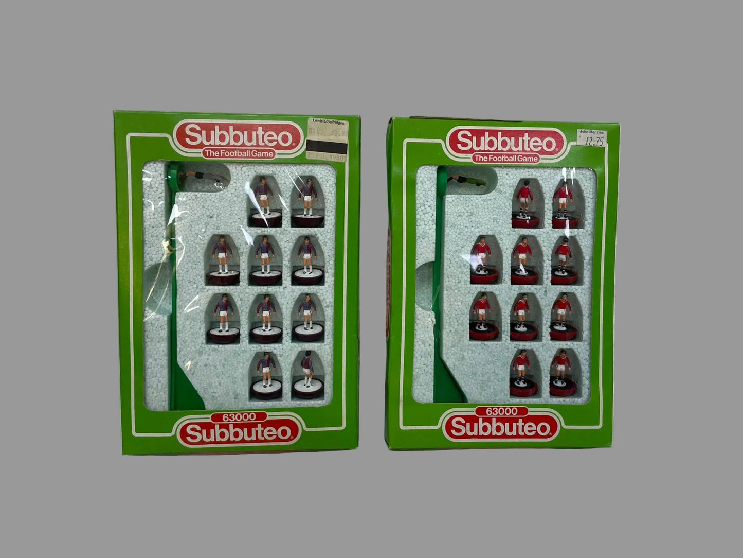 Subbuteo LW 63000  - Aston Villa (658) and Manchester United (641) Teams.