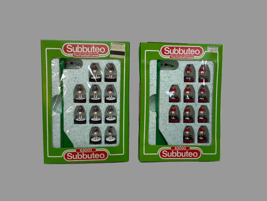 Subbuteo LW 63000  - Aston Villa (658) and Manchester United (641) Teams.