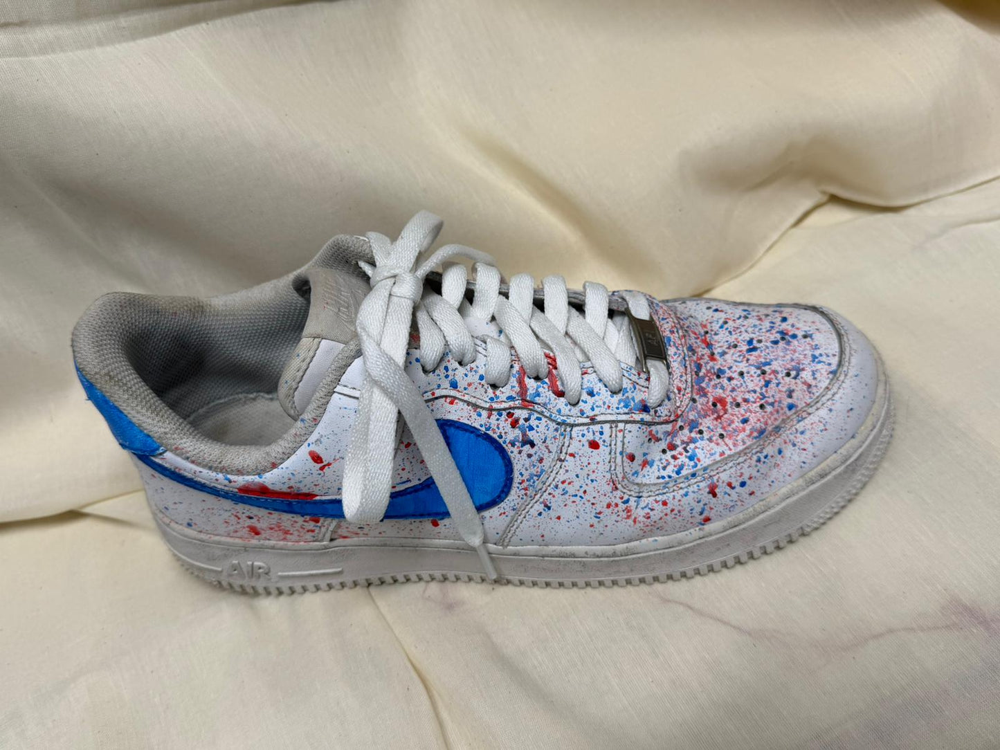 USED - Nike Air Force 1 '07 Low Paint Splatter White UK 9 - 100% charity