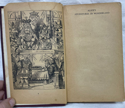 Alice in Wonderland & Through the Looking Glass Pan Hardback 1947 Lewis Carroll