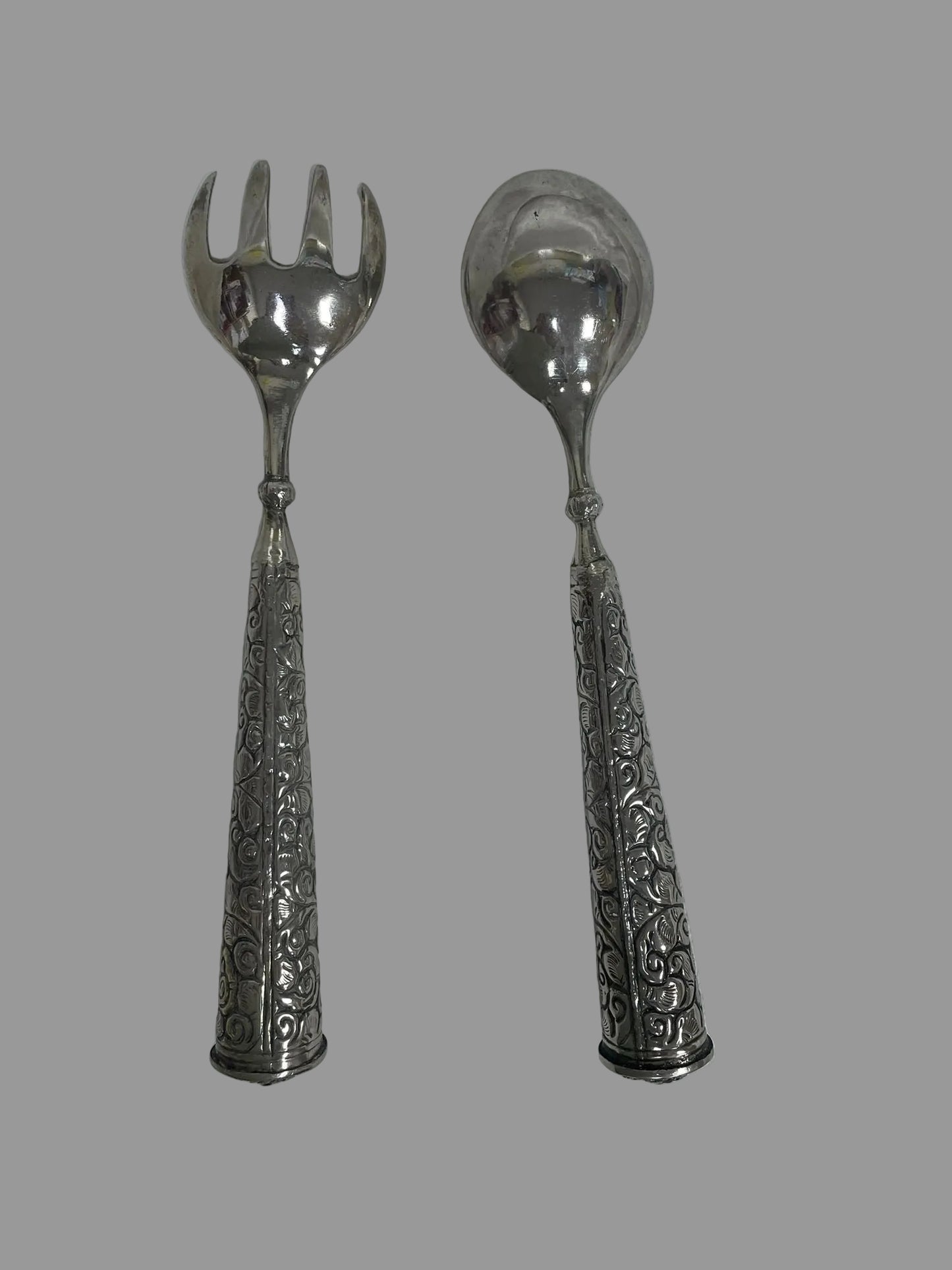Engraved salad serving spoons with black stone