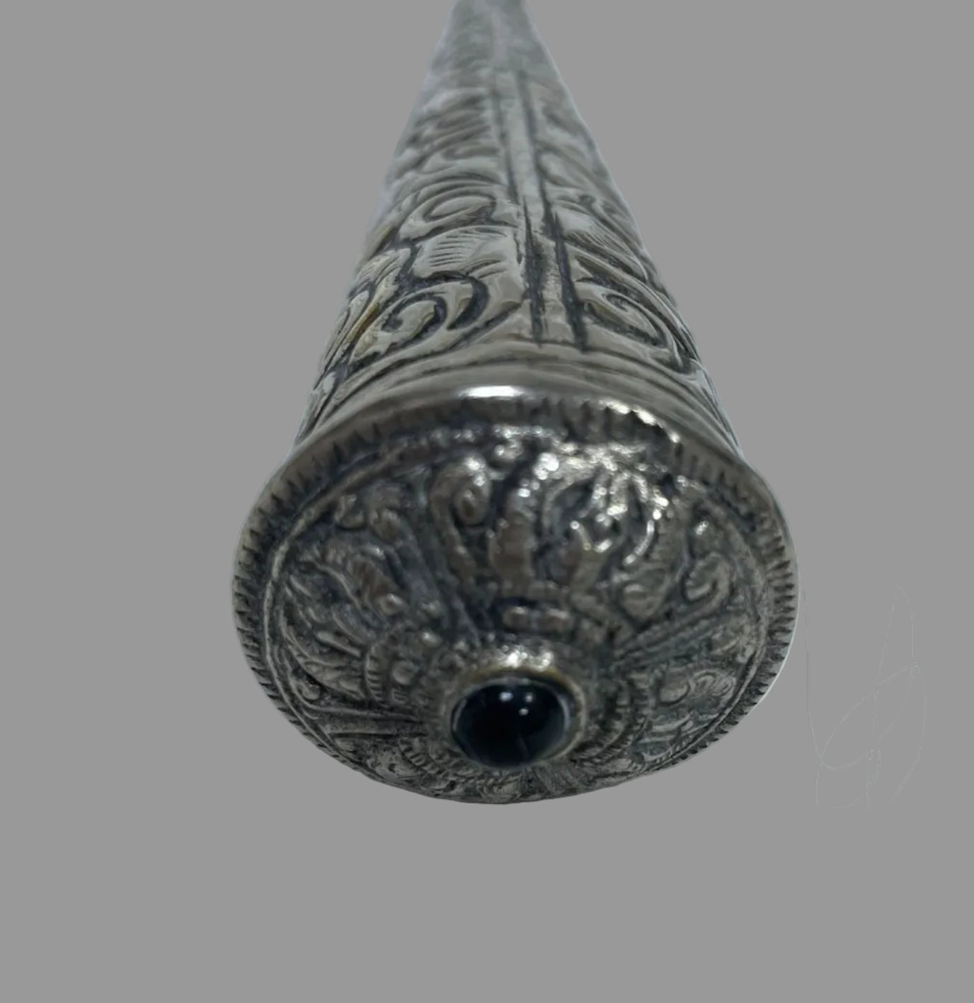 Engraved salad serving spoons with black stone