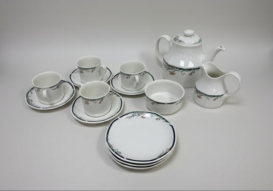 Royal Daulton 'Juno' Tea Set - 15 Piece Set - Cups, Saucers, Teapot & Jug