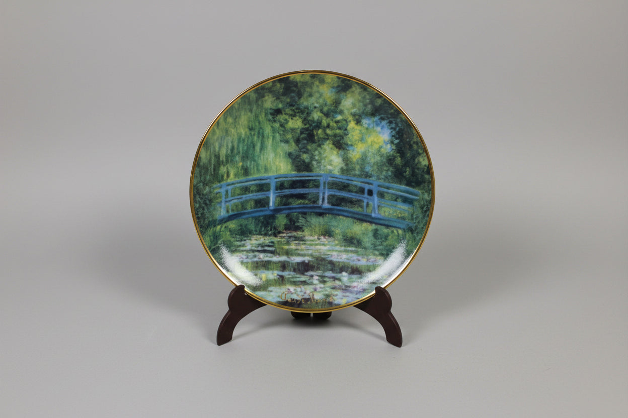 Goebel Artis Orbis Claude Monet Le Bassin Aux nymphéas trinket dish