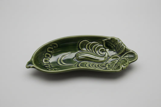 Vintage 1970's Sadler Cucmber Serving Dish Green 8”