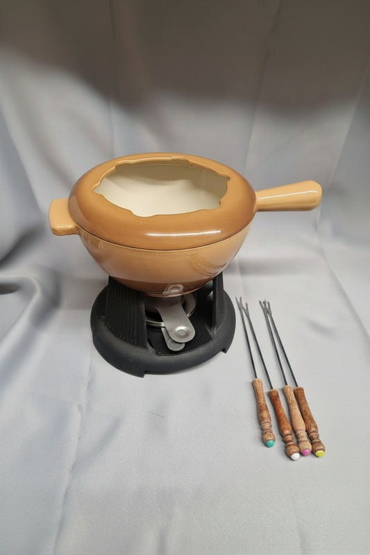 Le Creuset Fondue Set Brown & Forks