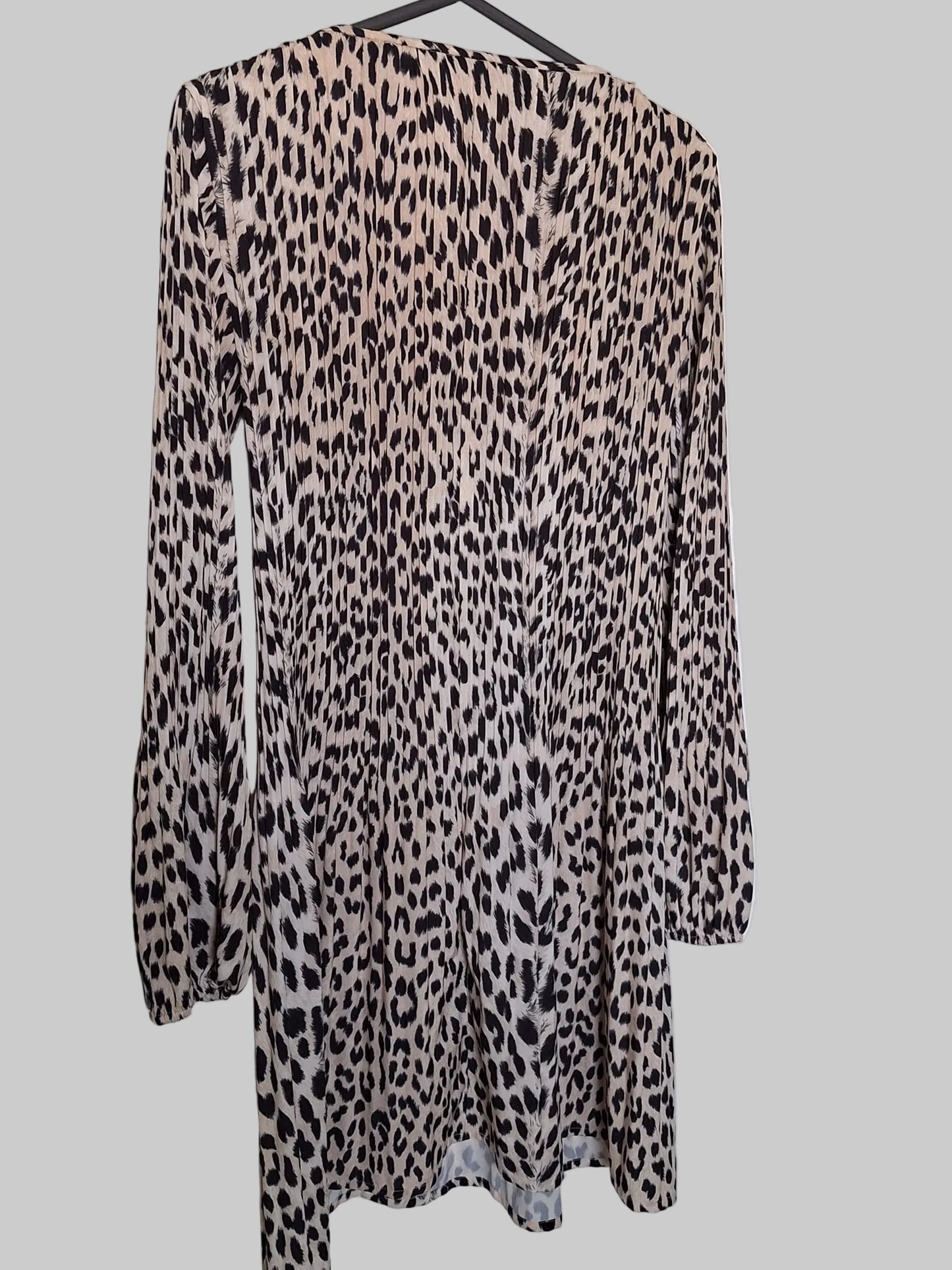 Maje Ladies Leopard Print Pleated Long Sleeved Mini Dress Size 12 excellent Used Condition