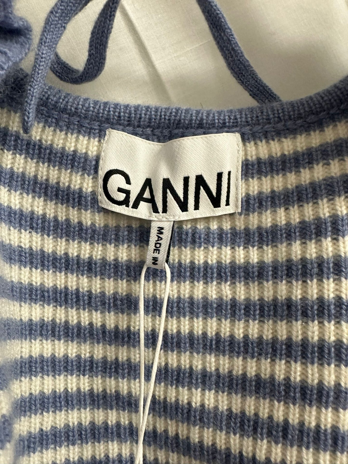 BNWT GANNI Striped Blue and White Knit Wool and Cashmere Collar Shawl Scarf