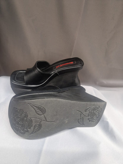 Demonia Cult Black Slip-On Platform Shoes Strappy UK 7 EU 40