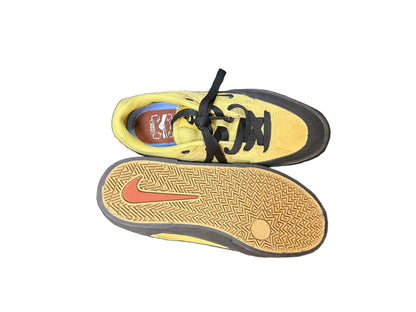Nike SB Olive Green/Yellow Trainers Size 3.5