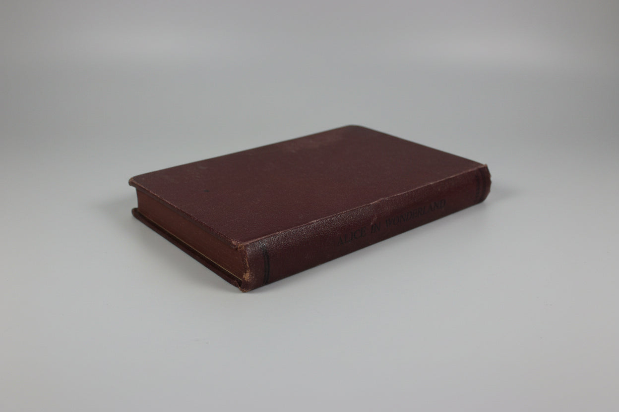 Alice in Wonderland & Through the Looking Glass Pan Hardback 1947 Lewis Carroll