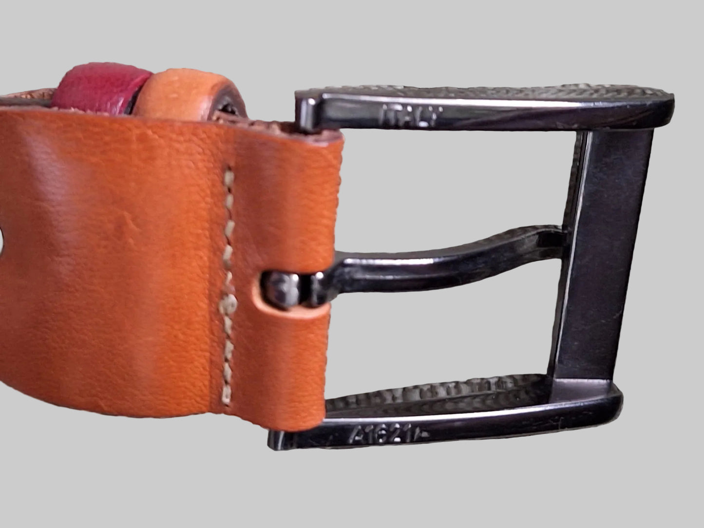 Men's GP & Max Leather Belt Tan and Brown 120cm in Length Very Good Used Condition