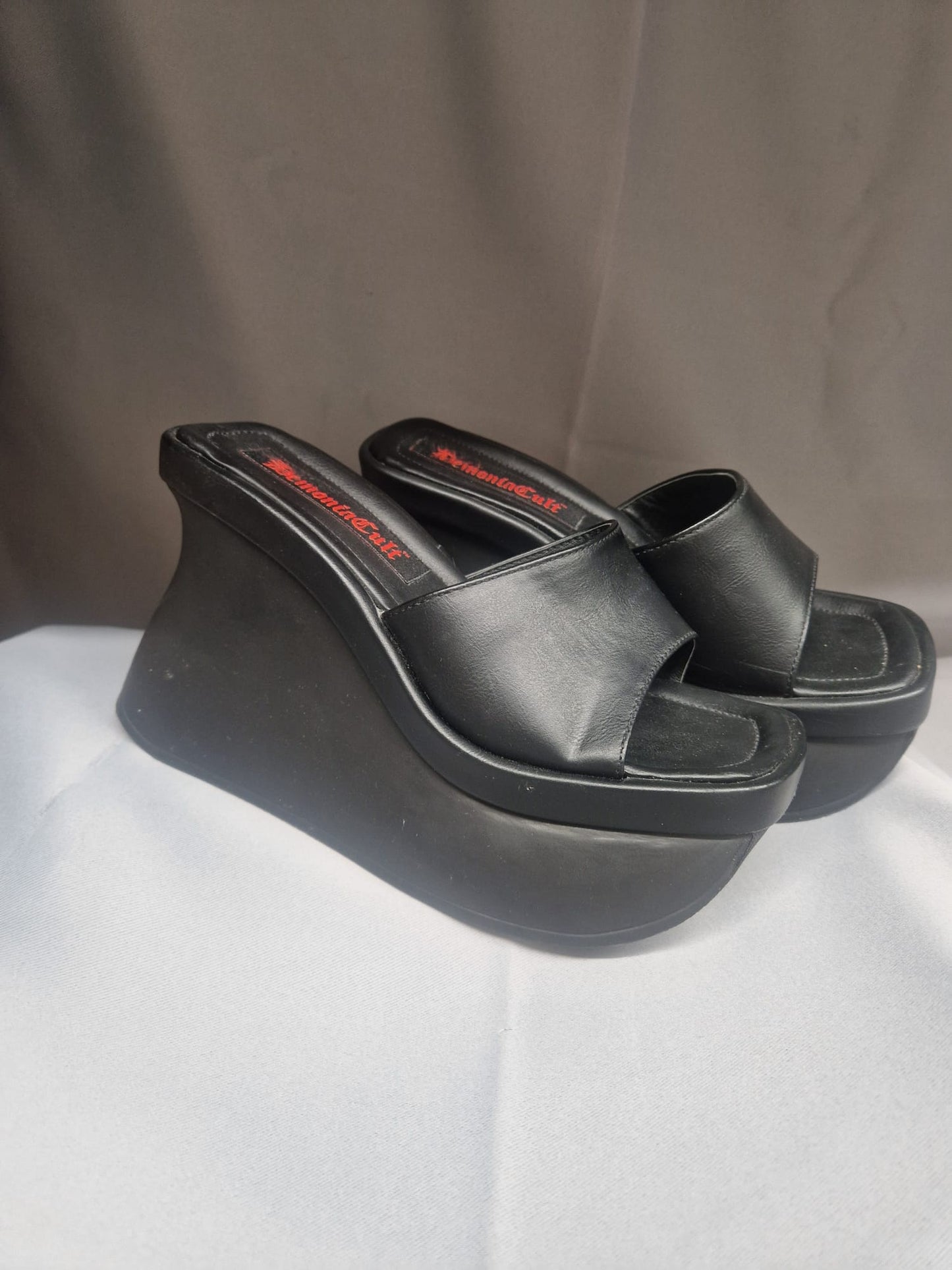 Demonia Cult Black Slip-On Platform Shoes Strappy UK 7 EU 40