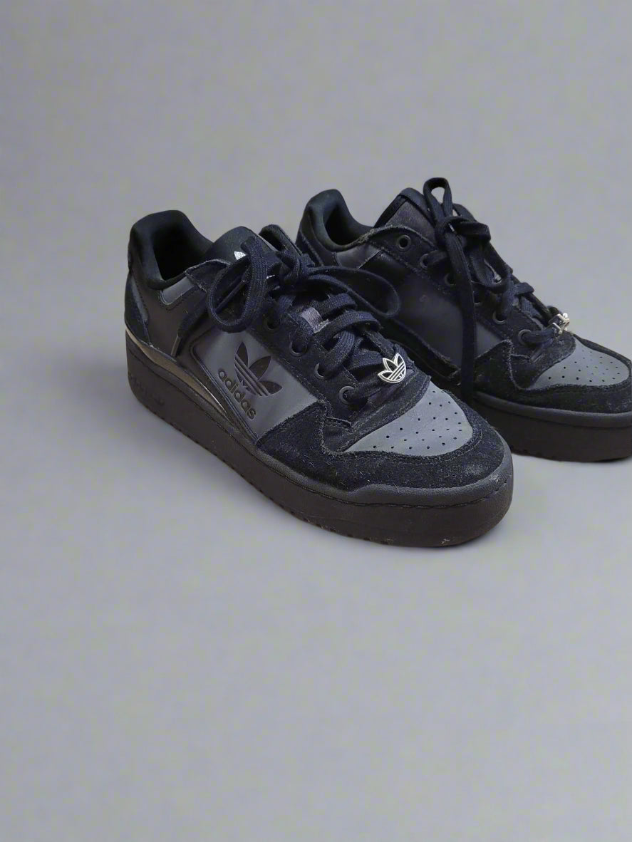 Low Adidas Men's Size UK 6 Black Skater Suede/Leather Shoes