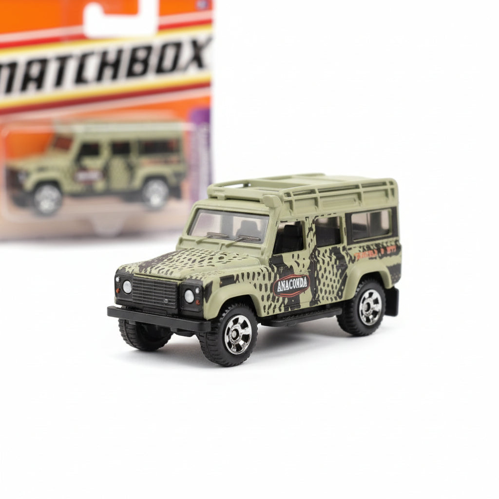 Matchbox Land Rover Defender 110 72/75 Green Anaconda Truck