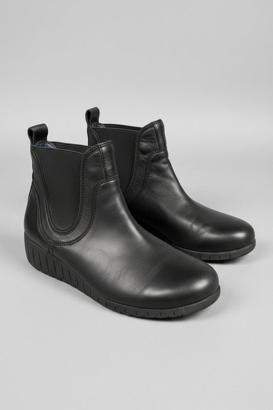 Marco Tozzi Black Leather Wedge Boots UK 7 EU 40 Pull-On Chelsea Boot