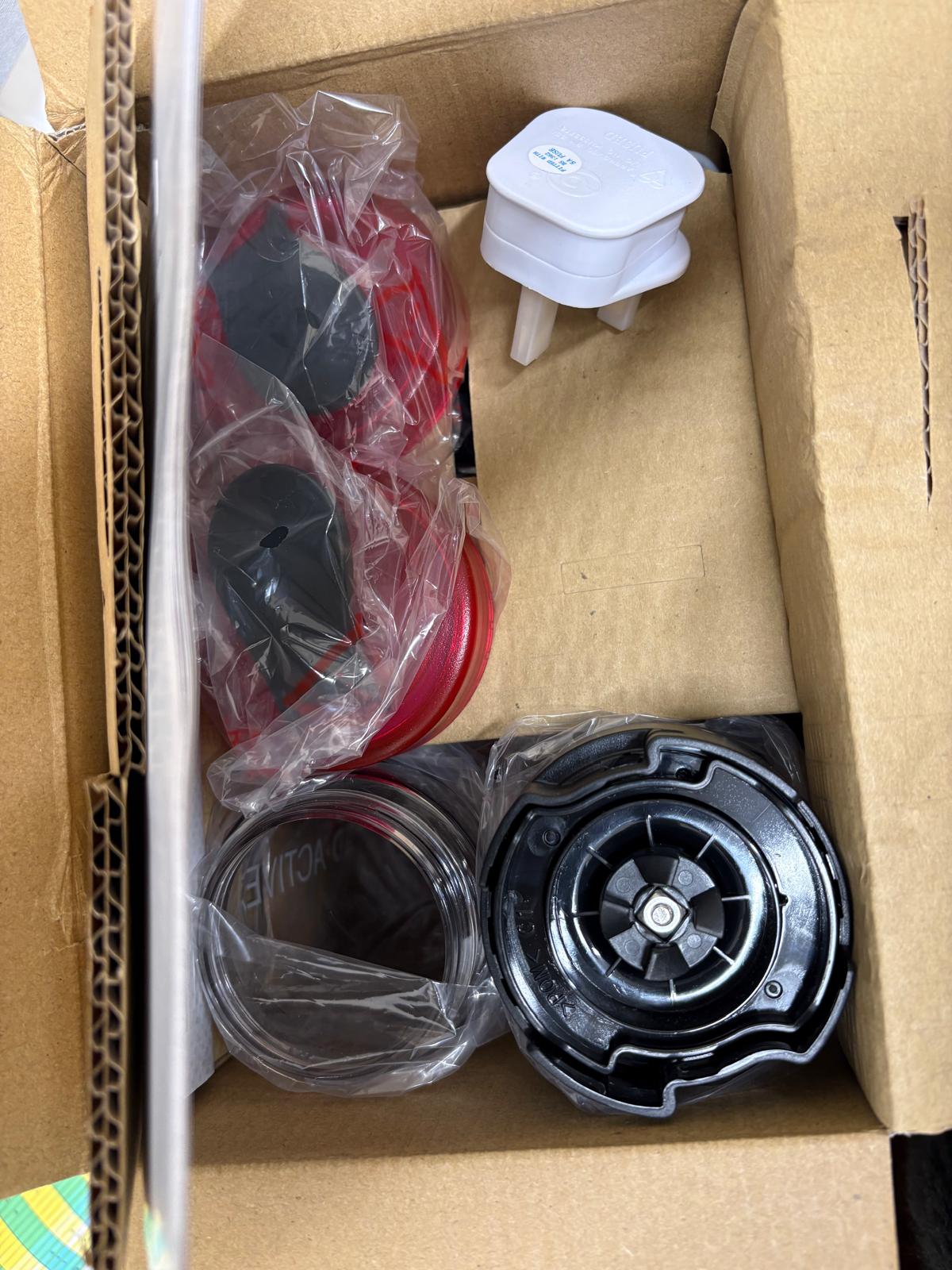 Breville Blend Active - Brand New - Blender - NEW IN BOX