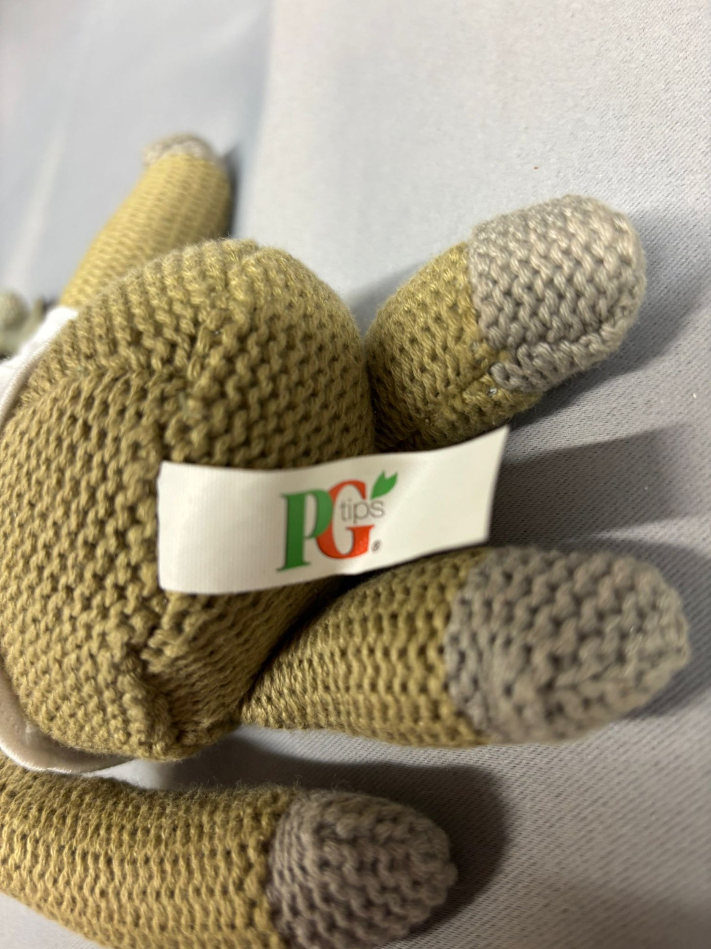 Pair 2 x PG Tips Knitted Chimps Window Sucker Set