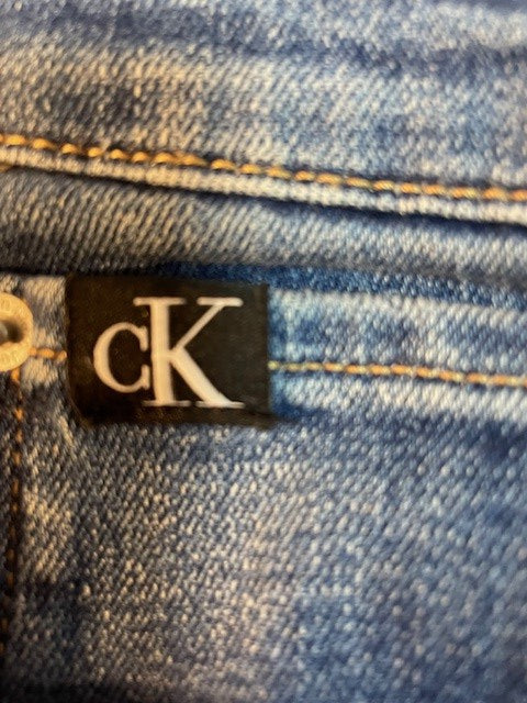 Calvin Klein Jeans Size W29 x L30 Slim Taper Lower Impact Wash - Used in Excellent Condition