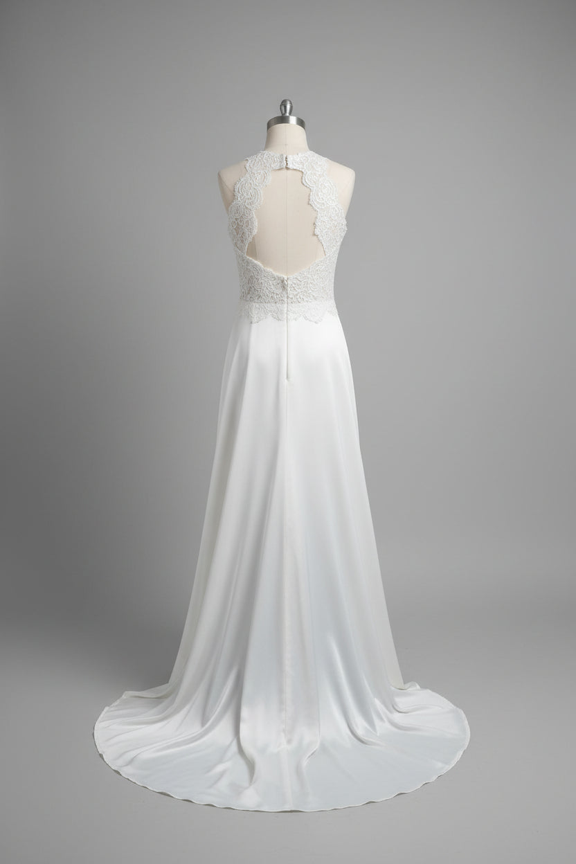 Wedding Dress - Davids Bridal - Size 6 White Sleeveless Bridal