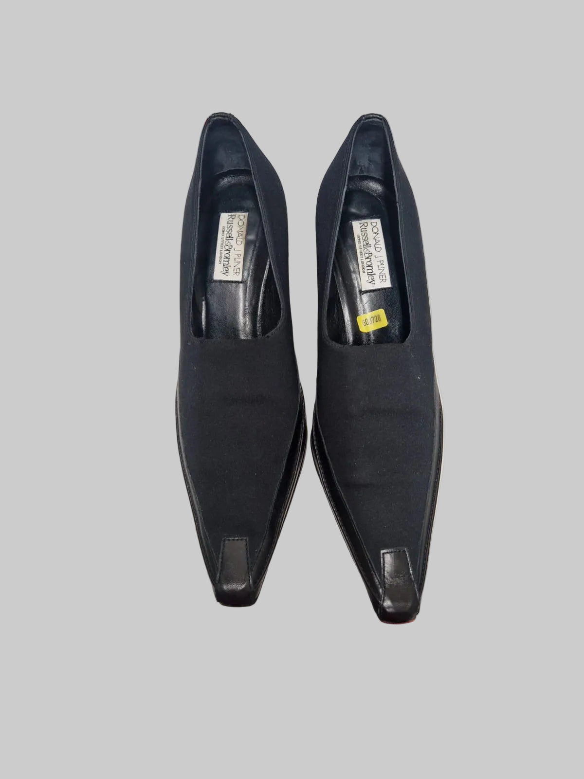 Donald J Pliner size 9.5 black pointy shoes