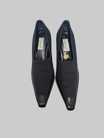 Donald J Pliner size 9.5 black pointy shoes