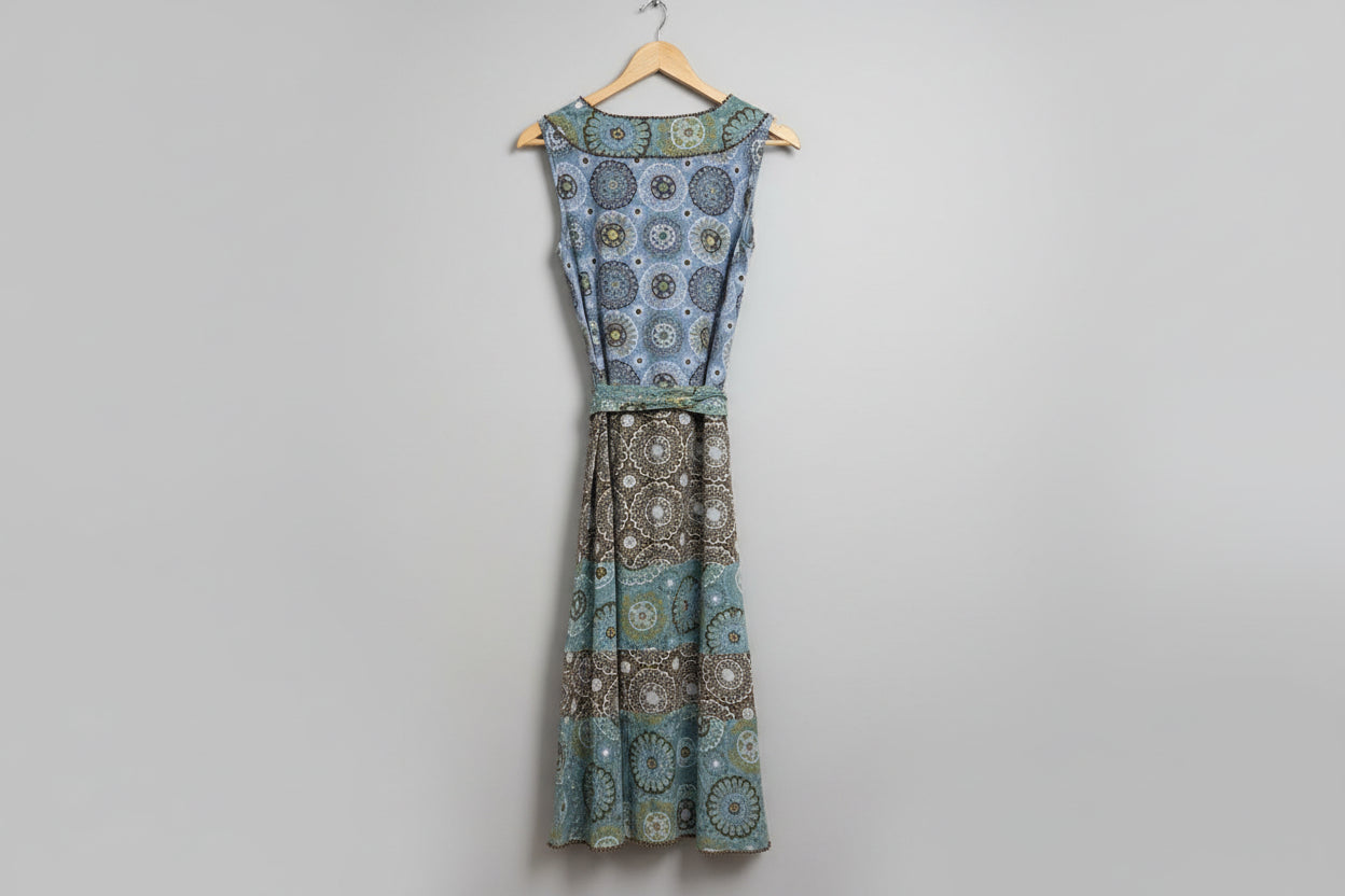 East ladies sleeveless Blue/Green patterned Maxi Dress USED GOOD UK SIZE 10