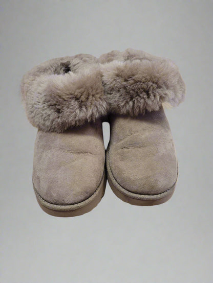 UGG Australia Classic Mini ankle boots in brown UK size 5