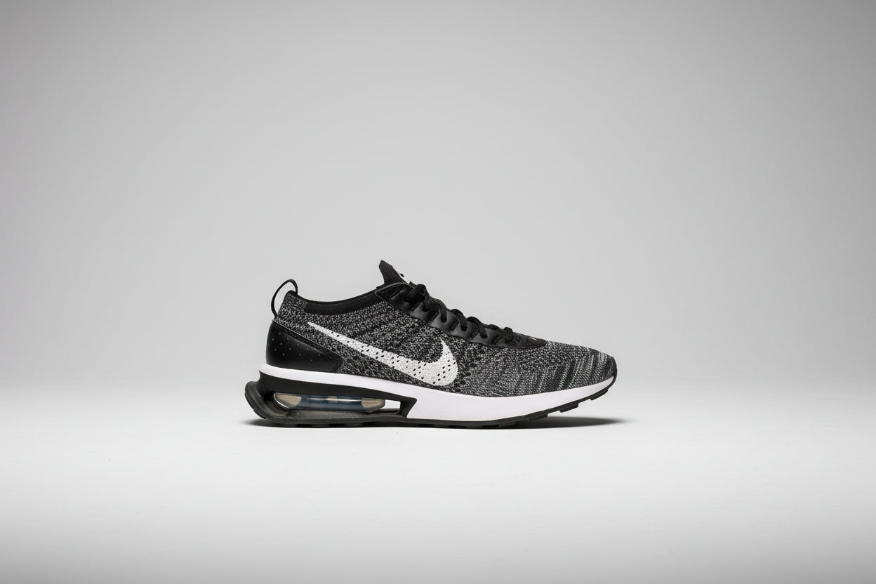 Womens Nike Flyknit Racer Oreo UK6 EU39 Black White Good Condition